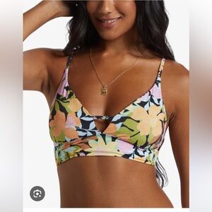 NWT Billabong Mas Aloha reversible bikini top